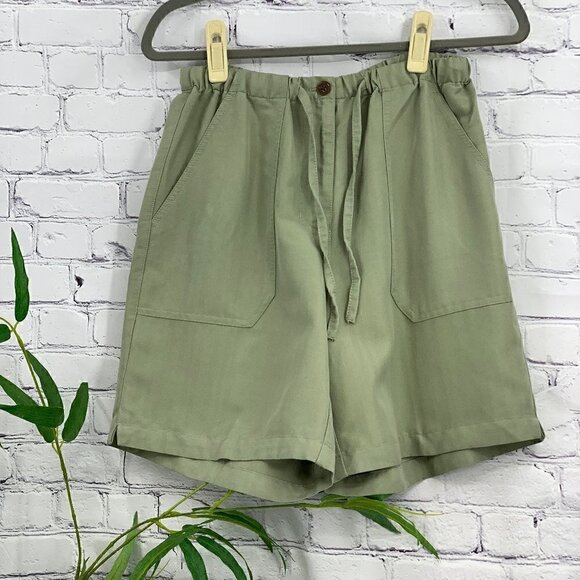 Caribbean Joe Sage Green Elastic Waistband Shorts - Picture 1 of 3